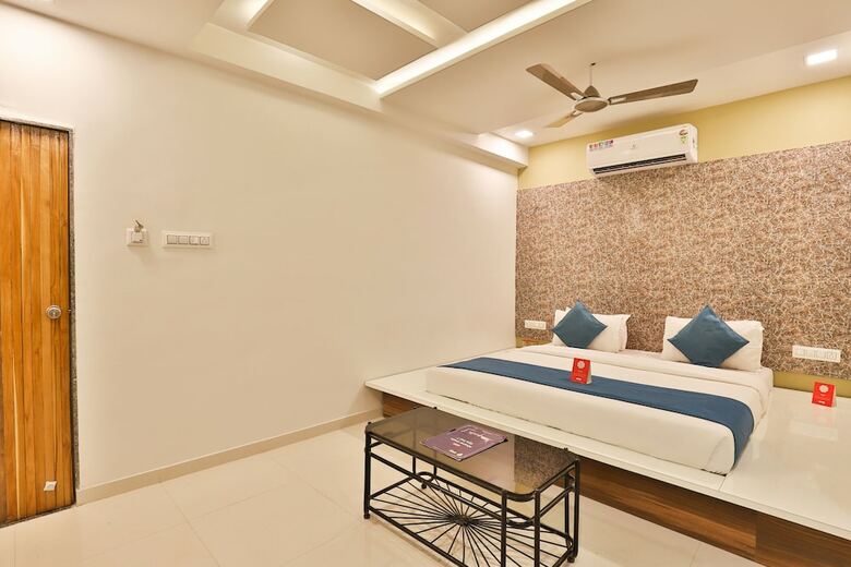 Oyo 10749 Hotel Neelkanth Bliss