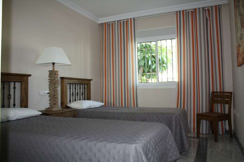 Apartamentos Villa Aries