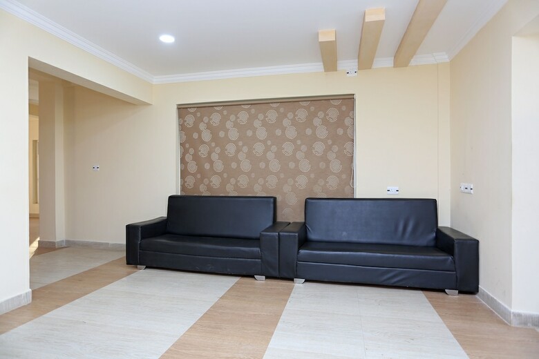 Oyo 11343 Hotel Sai International