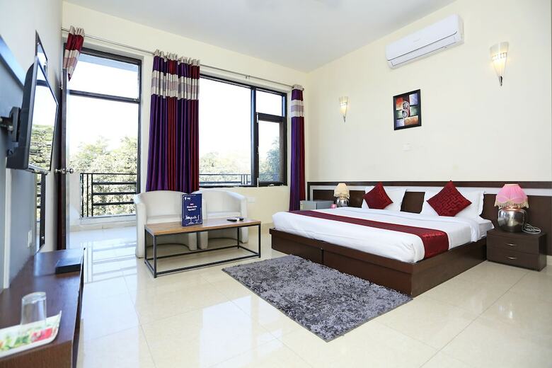 Hotel Oyo 9488 Istay Serenity Villa