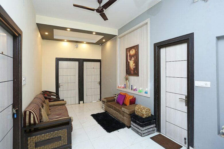 Hotel Oyo 9488 Istay Serenity Villa