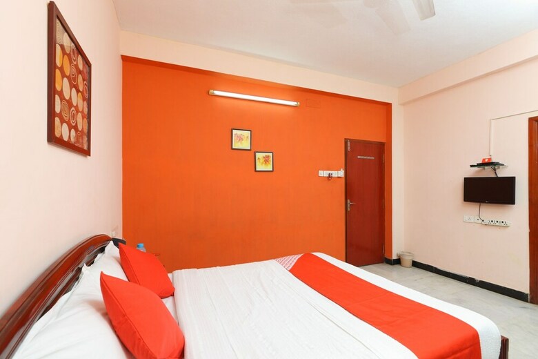 Hotel Oyo 20006 Silverkey T Nagar