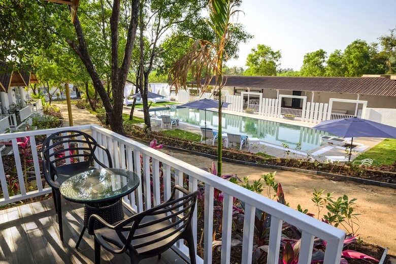 Hotel Stone Wood Resort & Spa