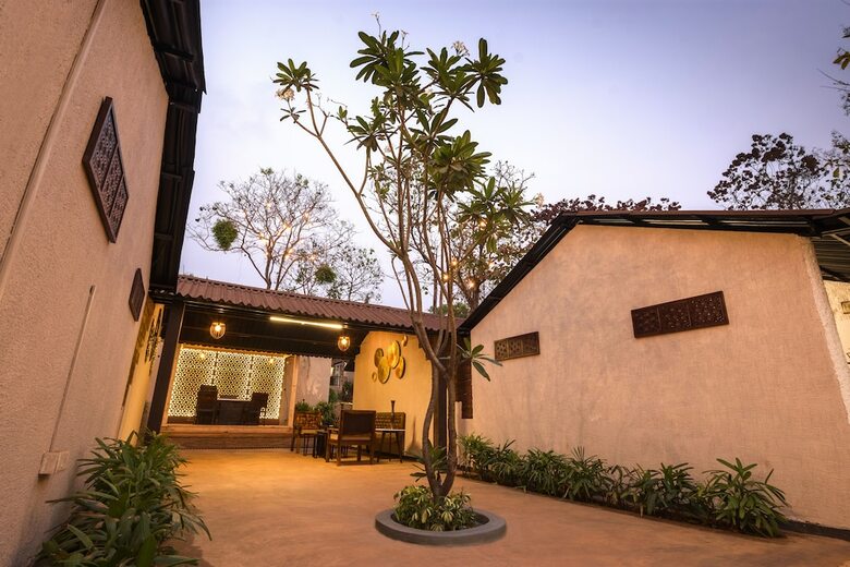 Hotel Stone Wood Resort & Spa