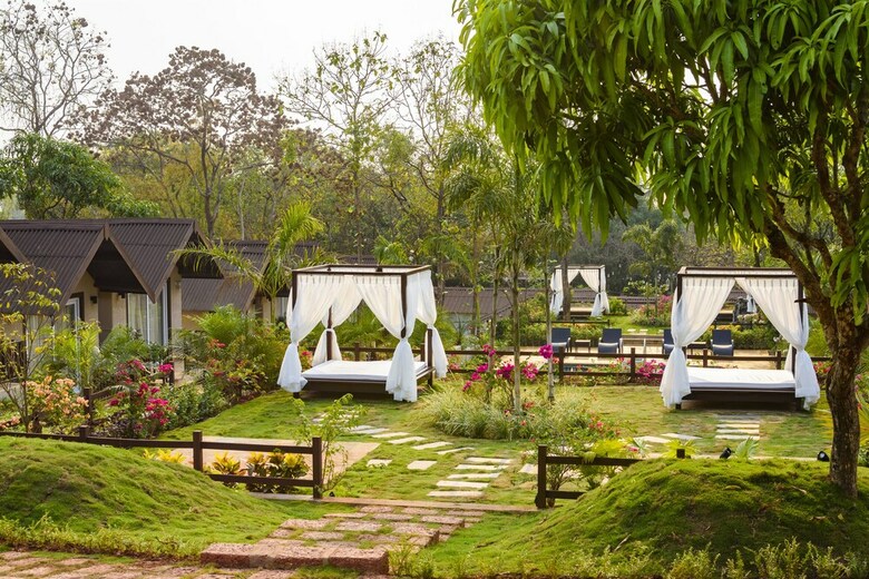 Hotel Stone Wood Resort & Spa