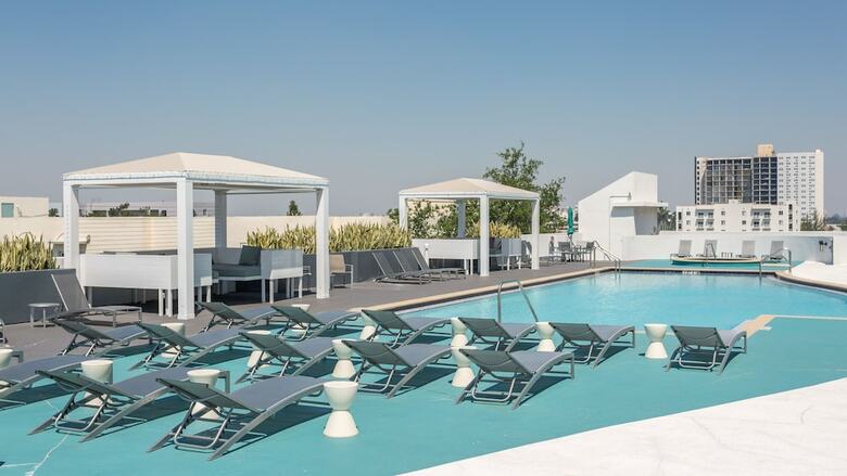 Modern Boutique Residences By Nomad Guru