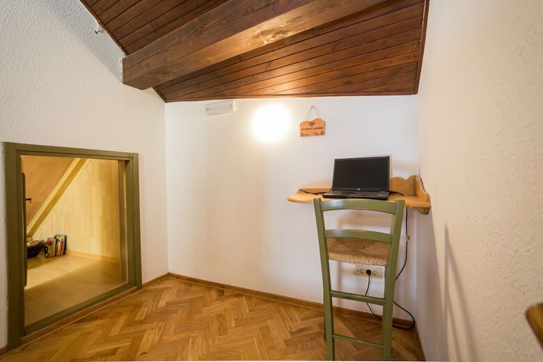 Hotel Apartment House Berghi