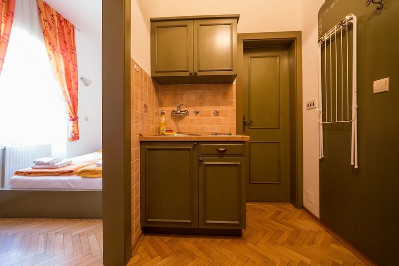 Hotel Apartment House Berghi