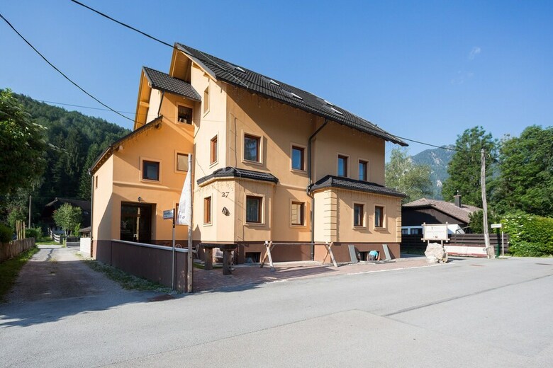 Hotel Apartment House Berghi