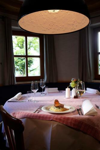 Hostal Gasthaus Am �denturm