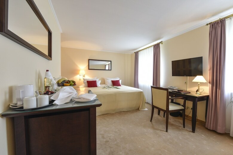 Atrium Hotel Amadeus