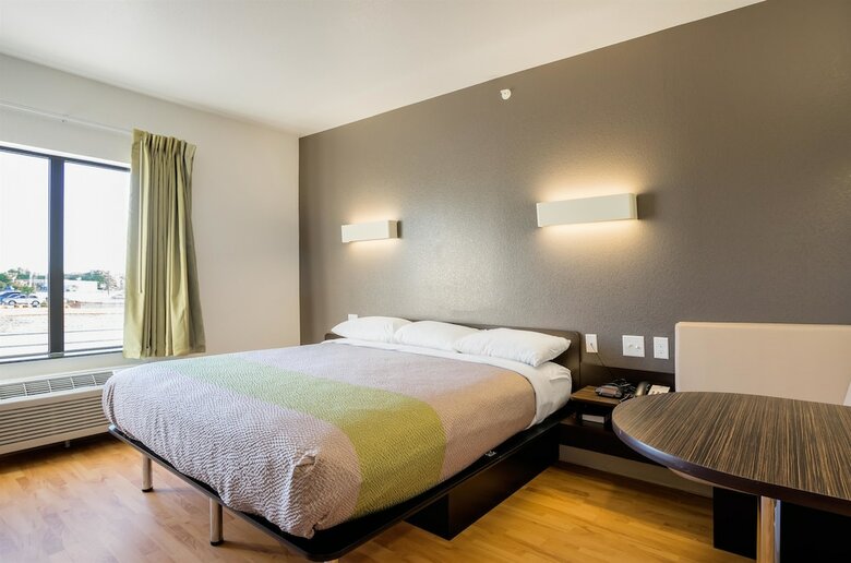 Aparthotel Studio 6 Buda, Tx