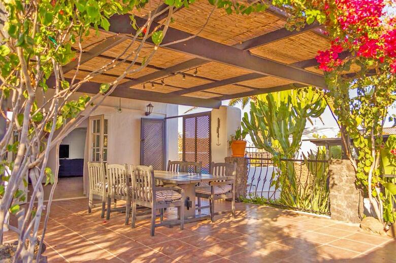 Villa Jessica Suites