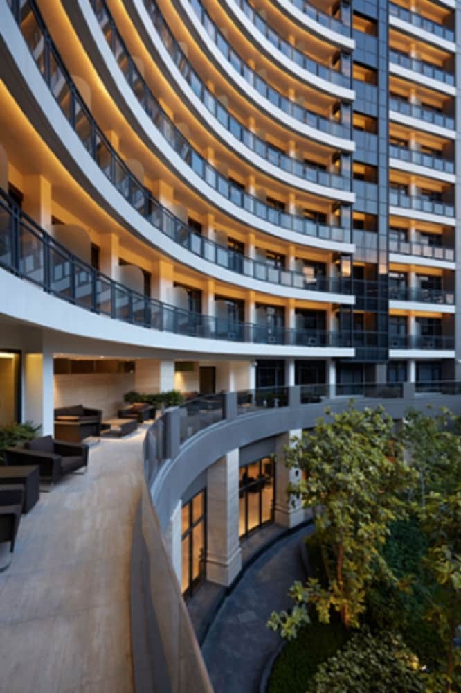 Gramercy Residences