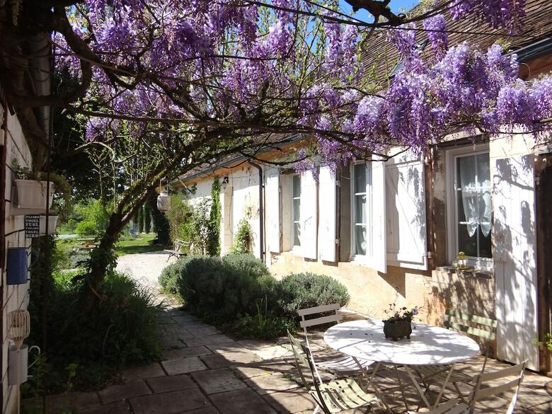 Hotel Ostal De Pombonne