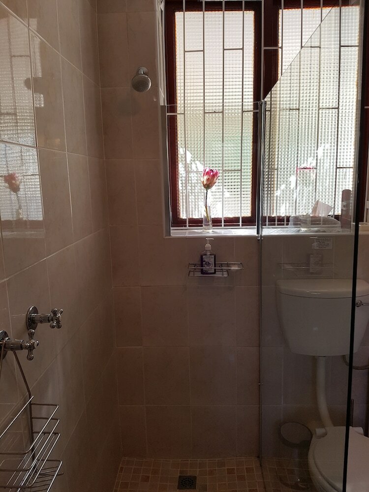 Hotel Valley Heights Guest House B&B