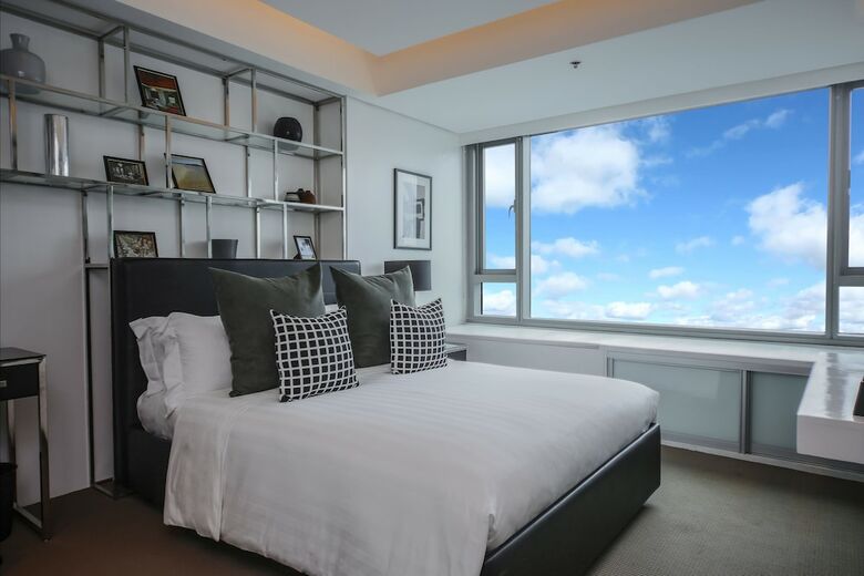 Aparthotel The Alpha Suites