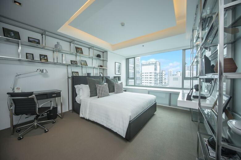Aparthotel The Alpha Suites