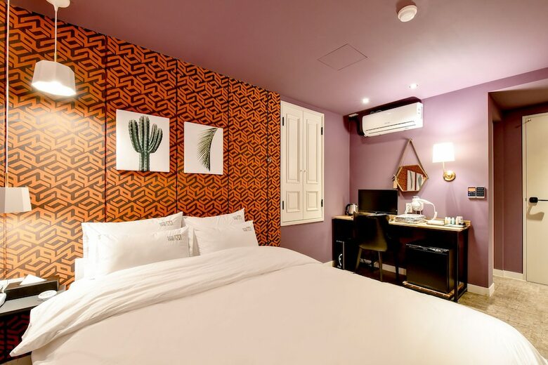 Hotel The M