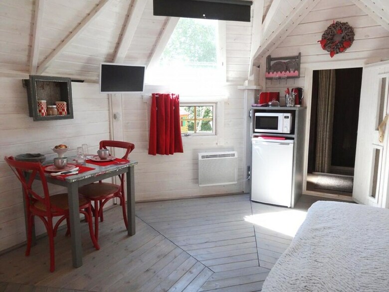 Bed & Breakfast Hebergement Insolite La Naomath