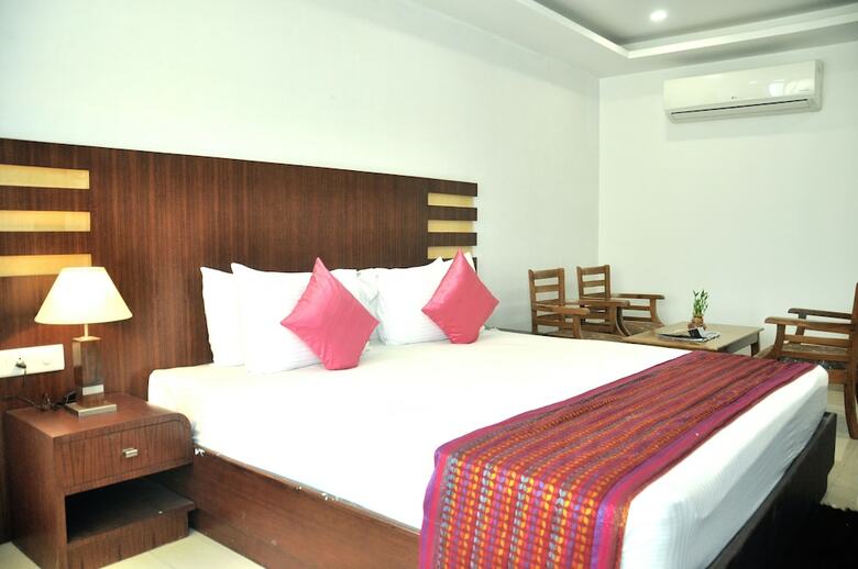 Hotel Sgt Plaza