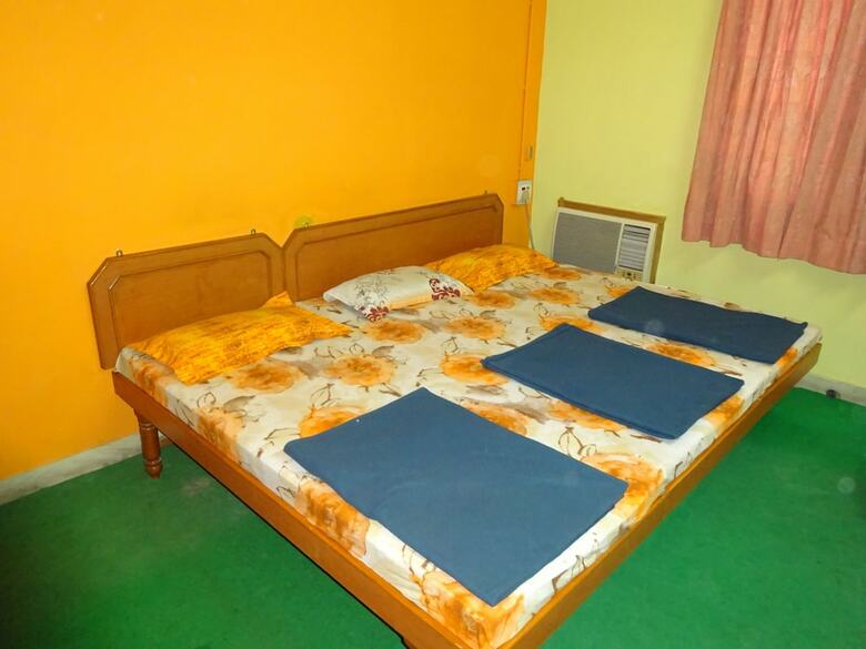 Hotel Shantinath Palace