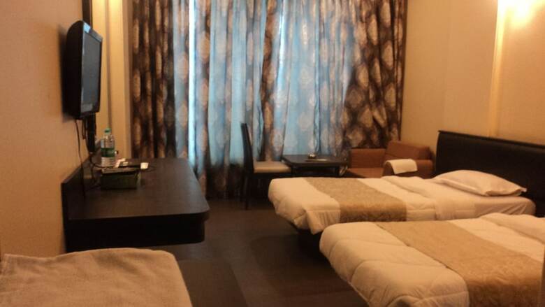 Hotel Royal Hills Vasai - Thane