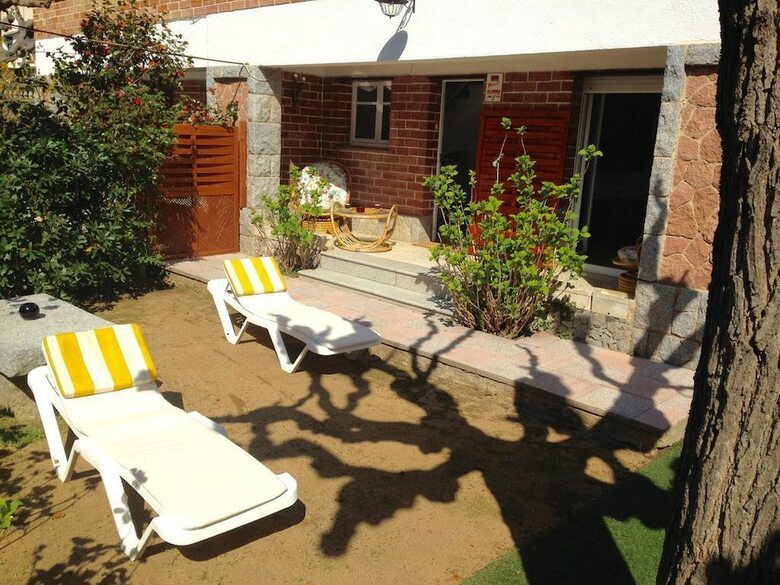 Villa Camelies Casasmontseny Costa Brava