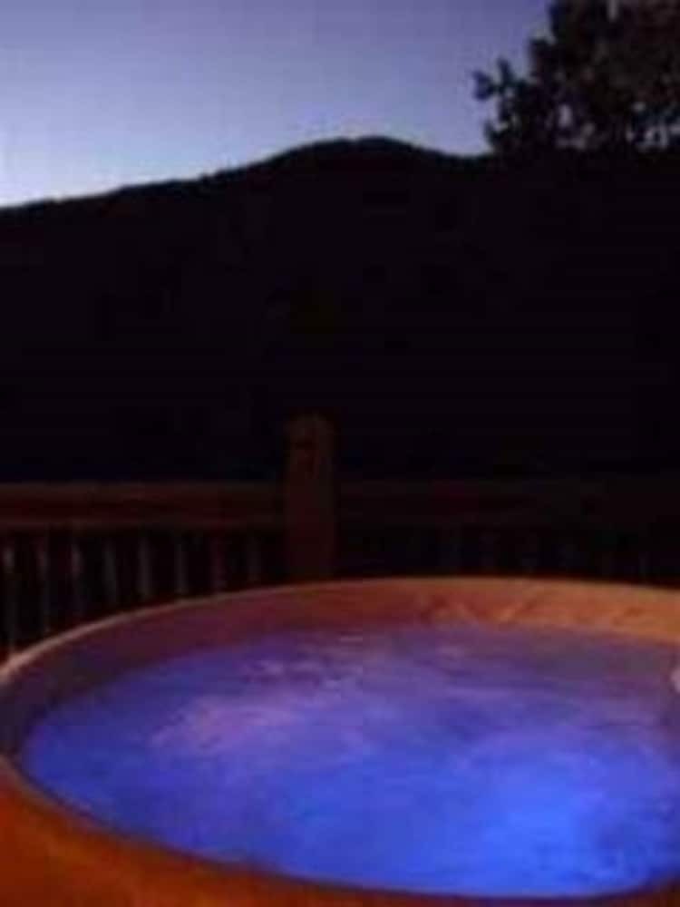 Blue Ridge Parkway Cabin Rentals
