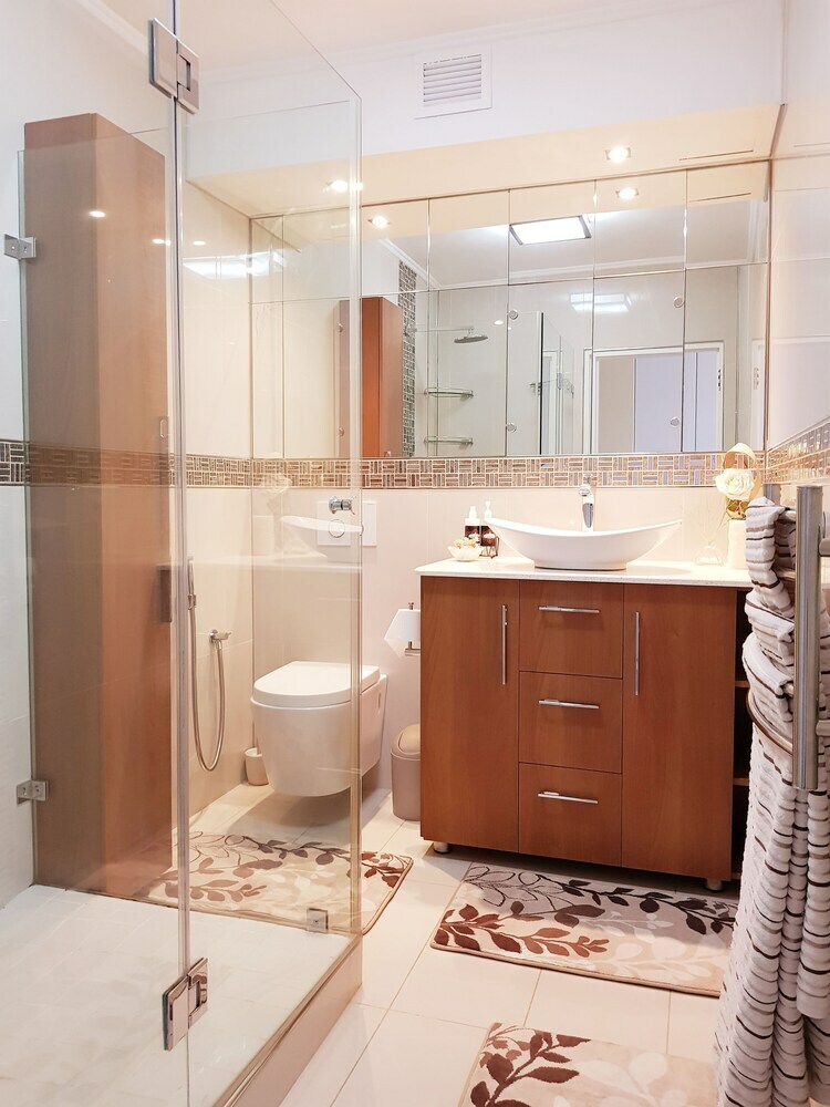 Luxurious Apartment In Century City