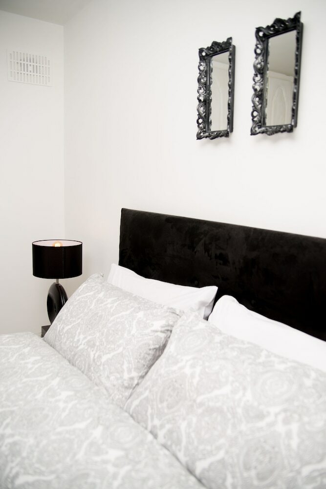 Luxury Executive Serviced Apartment