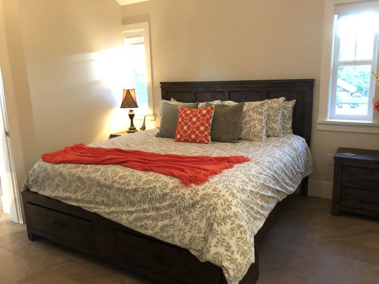 Kelowna Bed And Breakfast