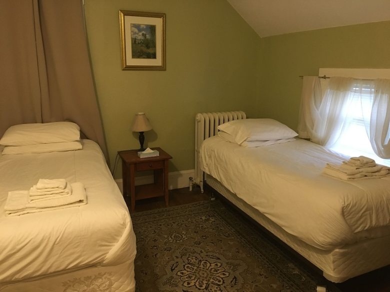 Bed & Breakfast Walker Center