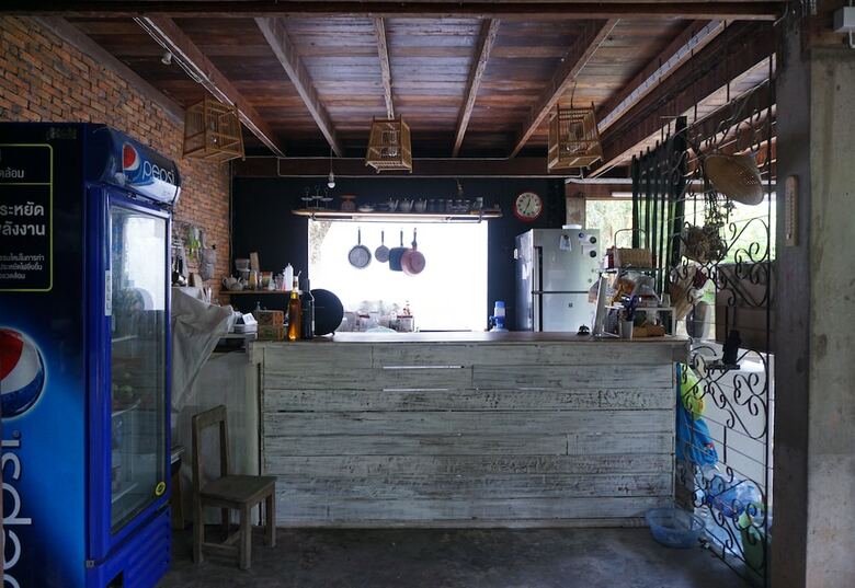 Hotel Kaampuju Cafe And Rooms