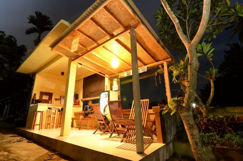 Bed & Breakfast Sekembang Ubud Villa