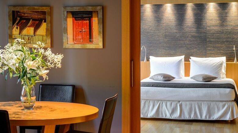 Alexander Beach Hotel & Spa