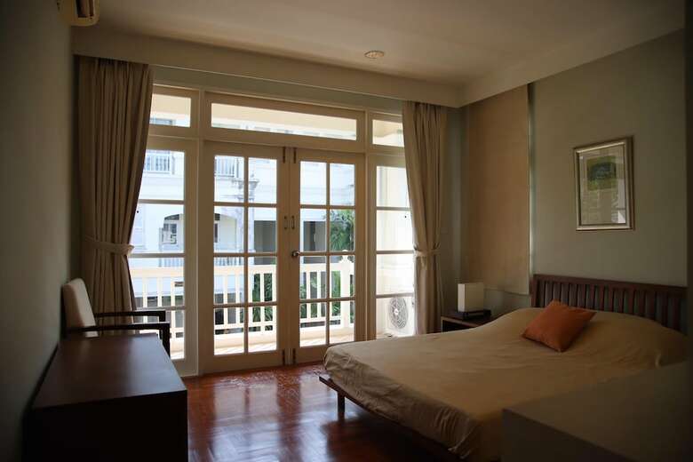 Baan Dhewaran Beachfront Villa