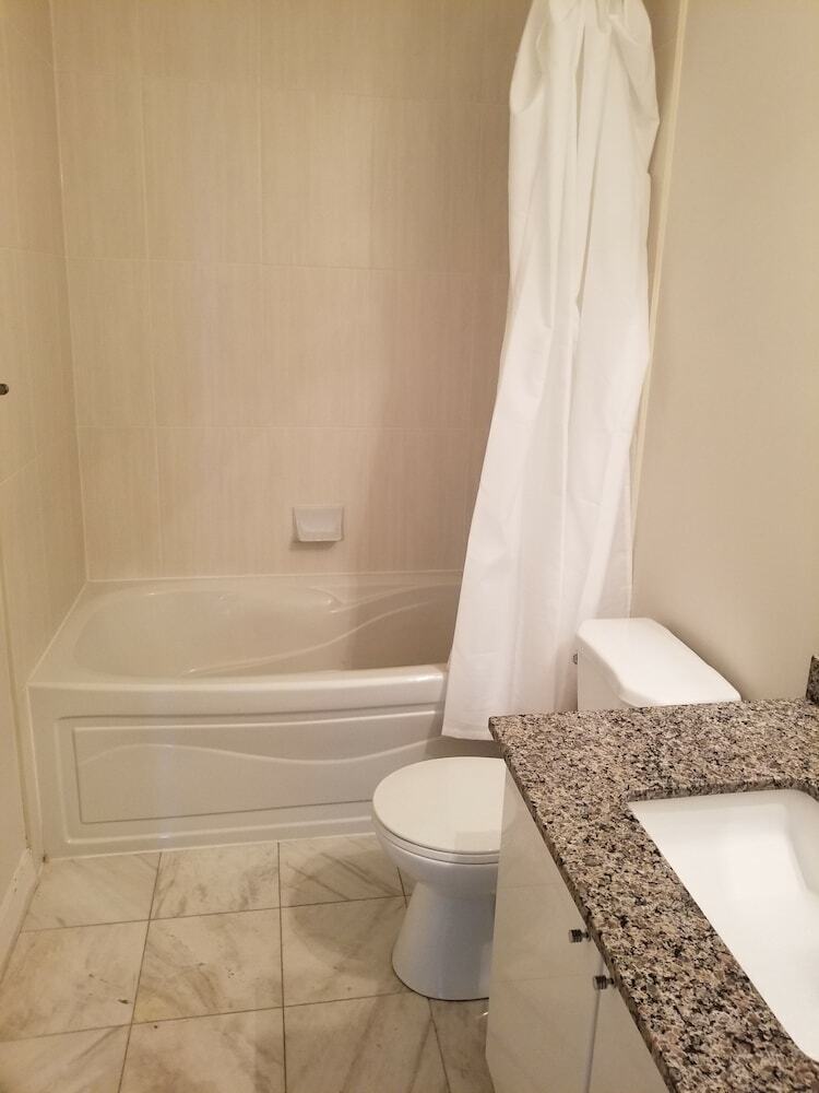 The Pinnacle Boutique Suites