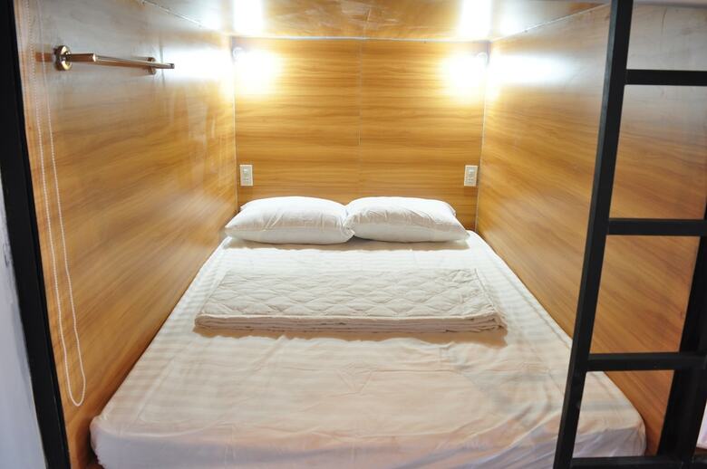 Hostal Village Hostel