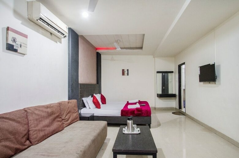 Hotel Shilpi Grand