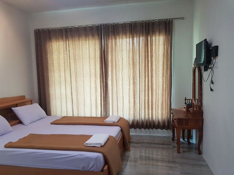 Hotel Baanrai Klai Laos Resort