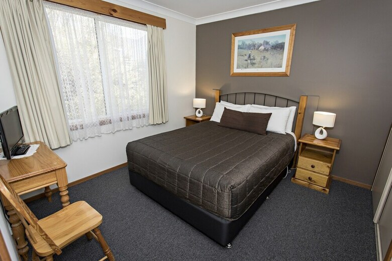Colonial Motel And Serviced Apartments