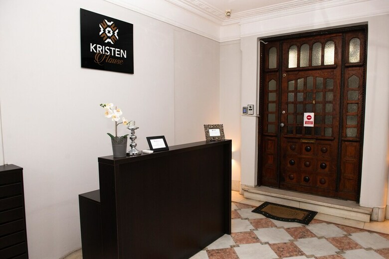 Hotel Kristen House