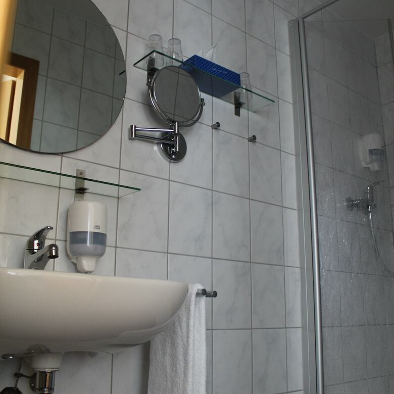 Hotel H�llen