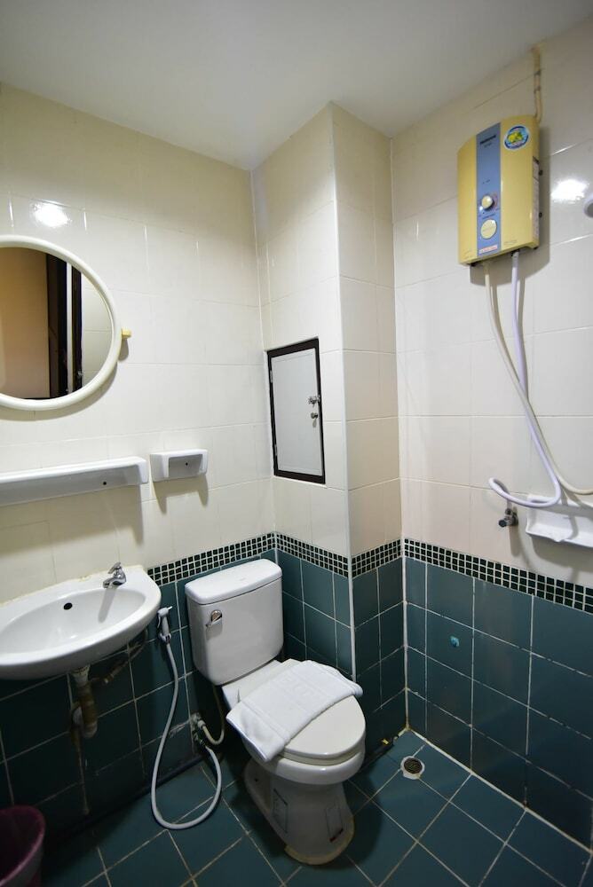 Hotel Thara House