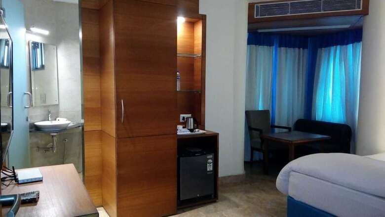 Kings Crown Hotel- Saltlake