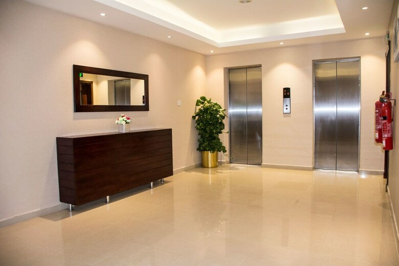 Aparthotel President Suites