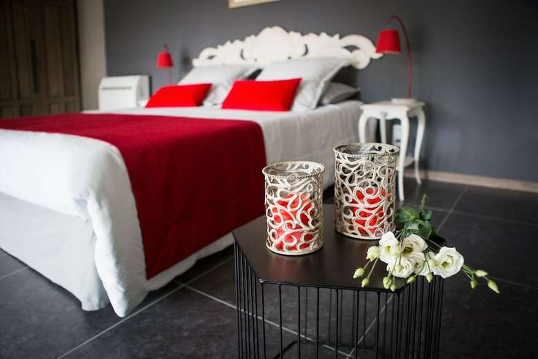 Hotel Sous Les Platanes
