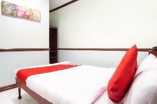 Oyo 166 Maanyag Pension House