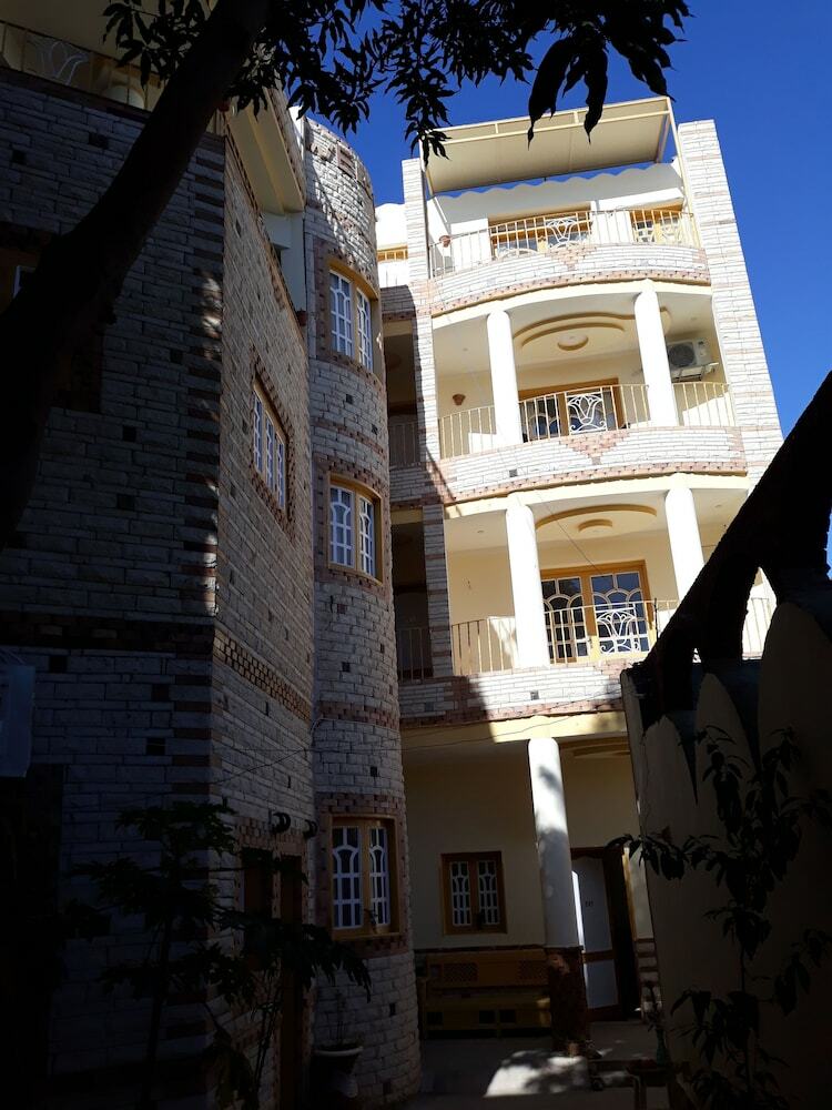 Apartamentos Spring Hotel Luxor